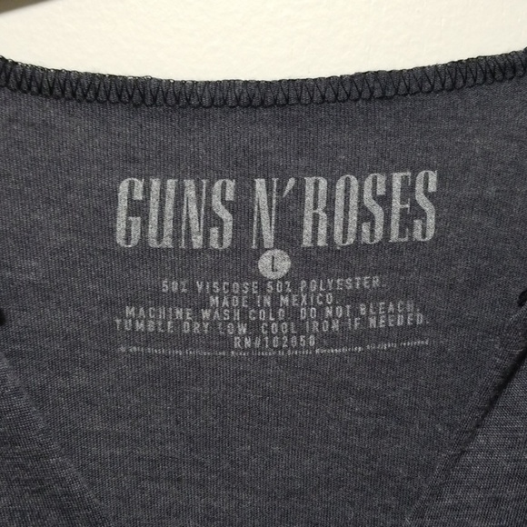 Guns &Rose's shirt - Picture 2 of 5